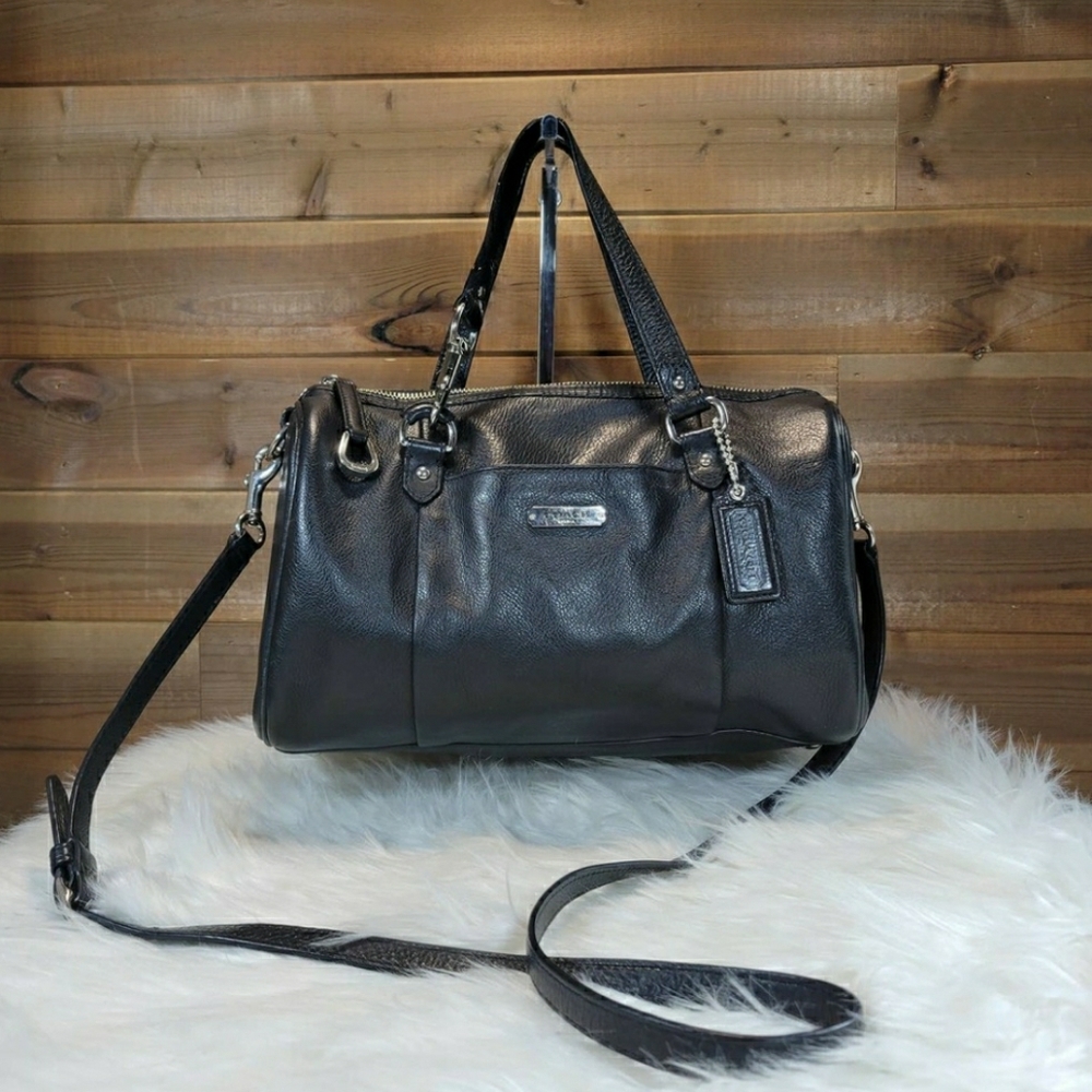 Coach Avery Satchel - Black Leather